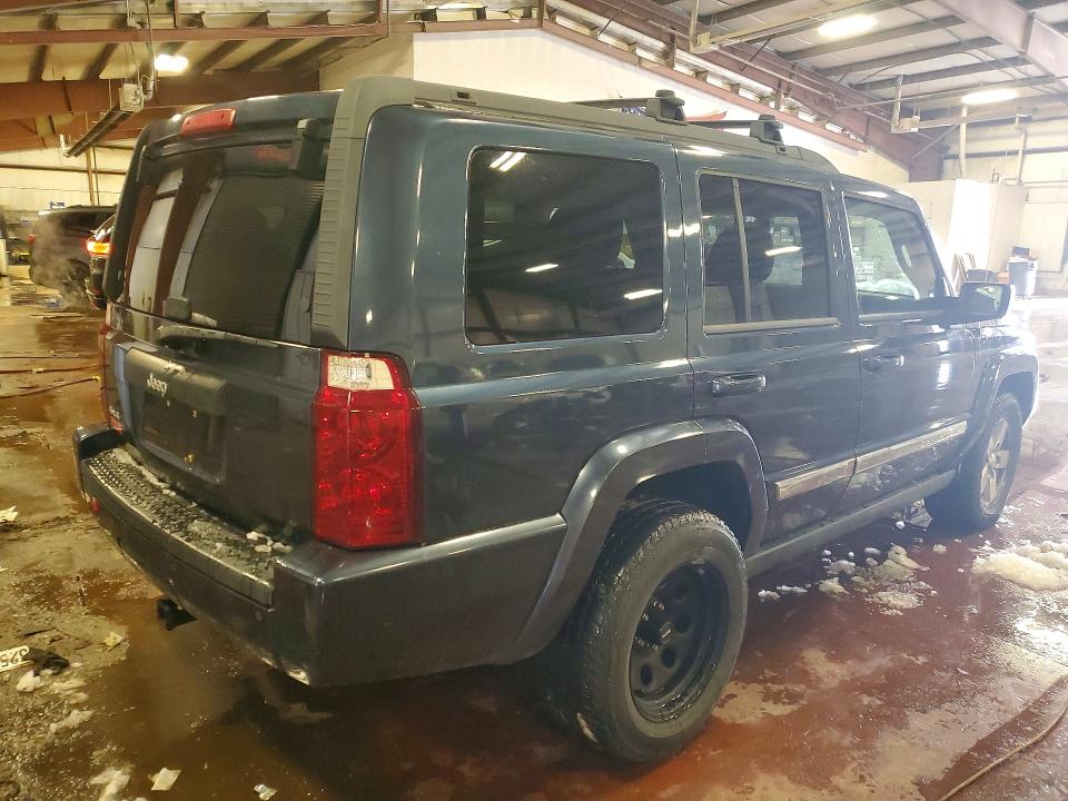 Photo 3 from auction – 2010 JEEP COMMANDER with VIN 1J4RG4GK5AC157020
