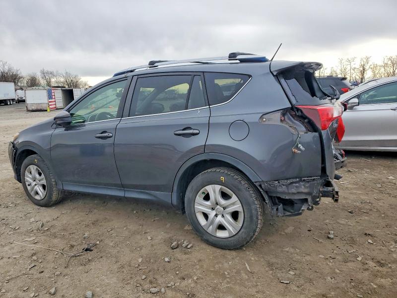 Photo 2 from auction – 2015 TOYOTA RAV4 LE with VIN JTMBFREV0FD130037
