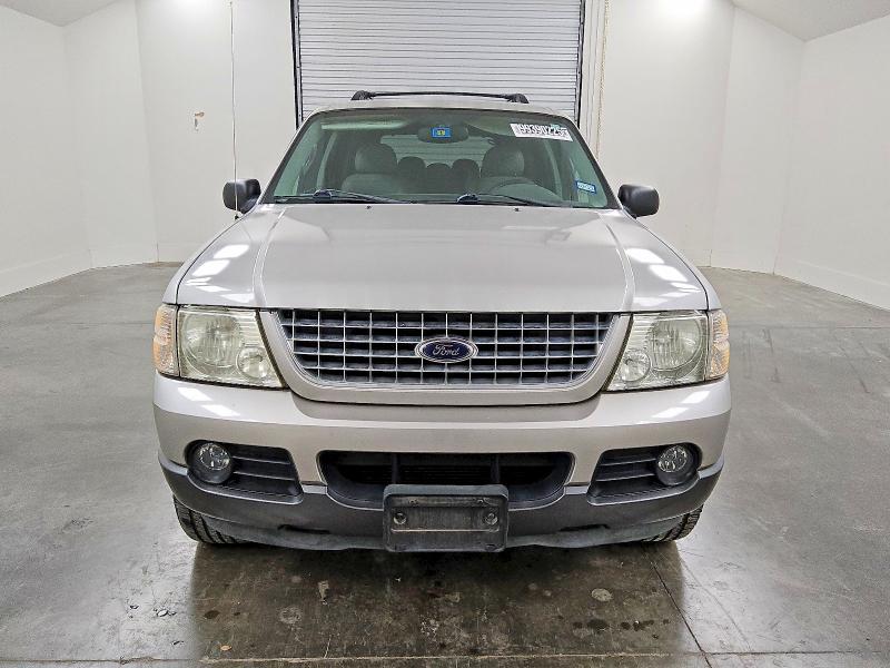 Photo 5 from auction – 2005 FORD EXPLORER X with VIN 1FMDU63K65ZA09189