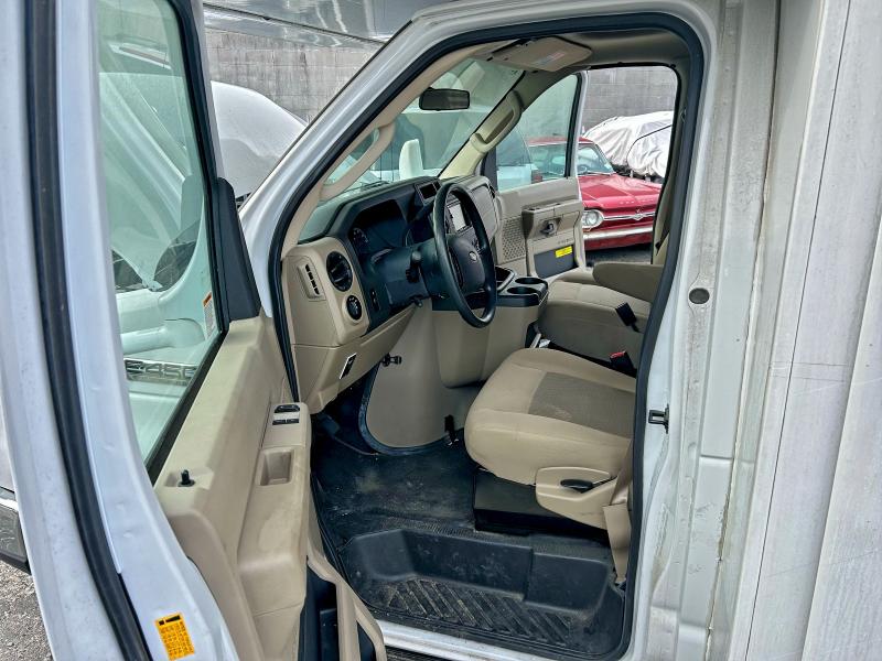 Photo 9 from auction – 2019 FORD ECONOLINE with VIN 1FDXE4FS4KDC21107