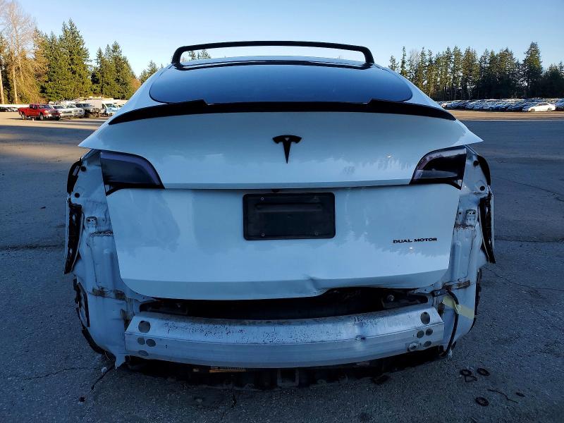 Photo 6 from auction – 2020 TESLA MODEL Y with VIN 5YJYGDEE3LF010148