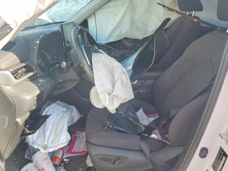 Photo 7 from auction – 2022 TOYOTA HIGHLANDER with VIN 5TDCZRAH9NS547963