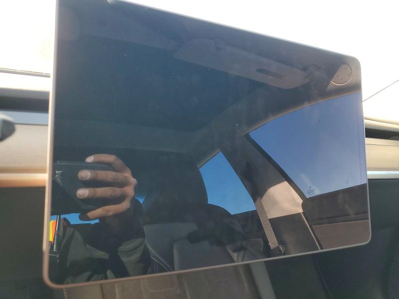 Photo 9 from auction – 2021 TESLA MODEL 3 with VIN 5YJ3E1EB3MF850212