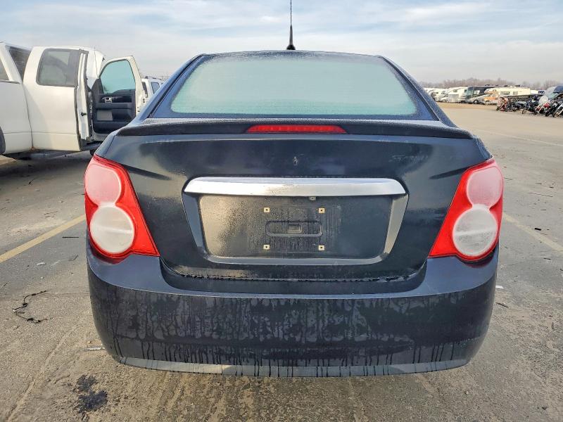 Photo 6 from auction – 2013 CHEVROLET SONIC LT with VIN 1G1JC5SB0D4137597