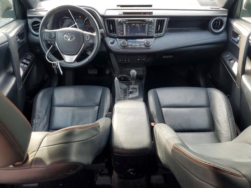 Photo 8 from auction – 2017 TOYOTA RAV4 SE with VIN 2T3NFREVXHW357951