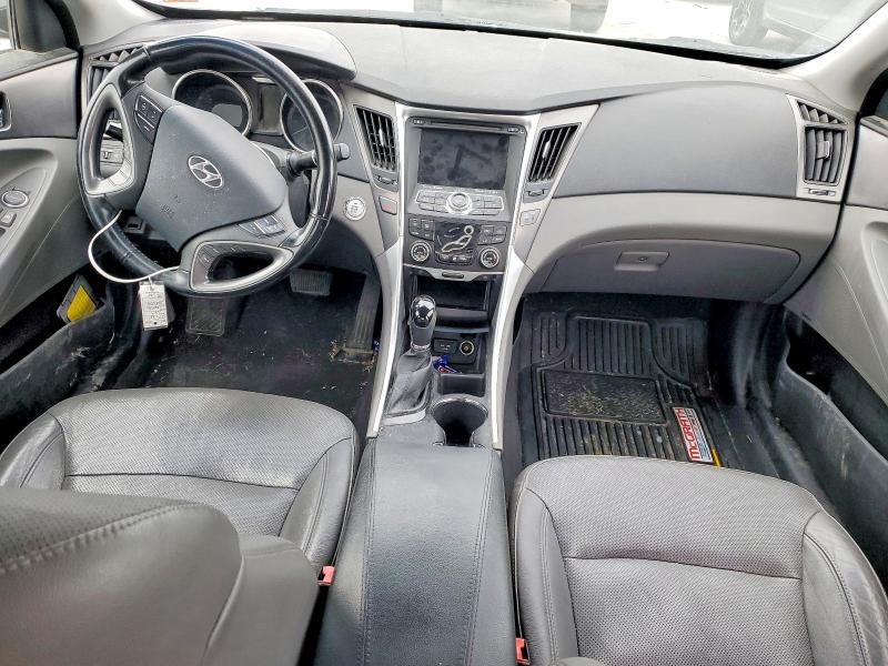 Photo 8 from auction – 2013 HYUNDAI SONATA with VIN KMHEC4A40DA074763