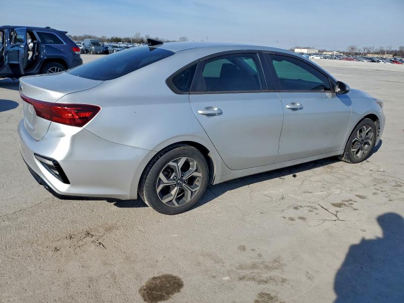Photo 3 from auction – 2020 KIA FORTE FE with VIN 3KPF24AD2LE219910