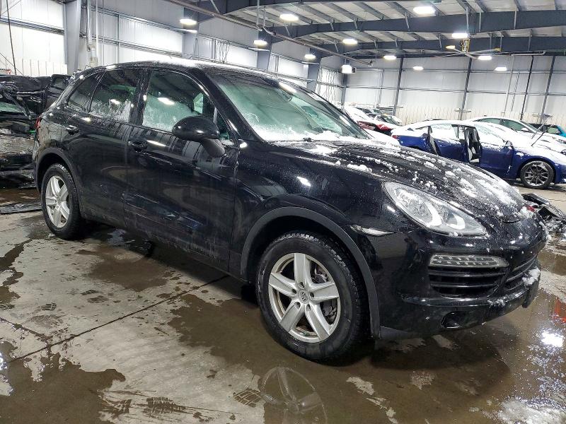 Photo 4 from auction – 2014 PORSCHE CAYENNE with VIN WP1AF2A24ELA37345