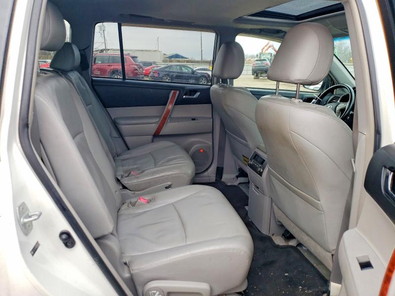 Photo 11 from auction – 2008 TOYOTA HIGHLANDER with VIN JTEES42A382069189