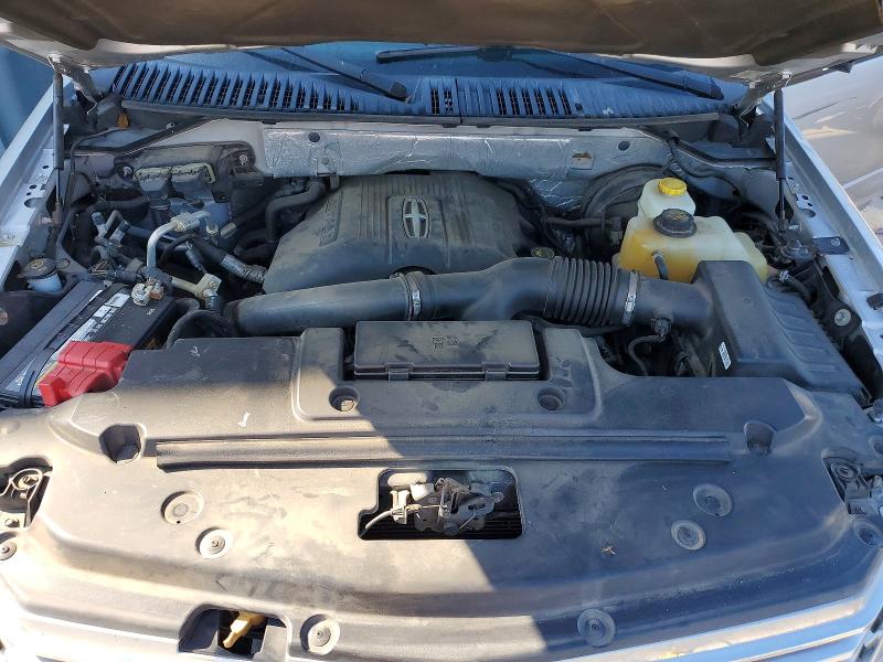 Photo 12 from auction – 2017 LINCOLN NAVIGATOR with VIN 5LMJJ2HT1HEL00259