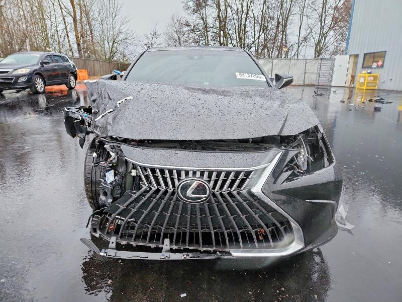 Photo 5 from auction – 2025 LEXUS ES with VIN 58ADA1C19SU065714