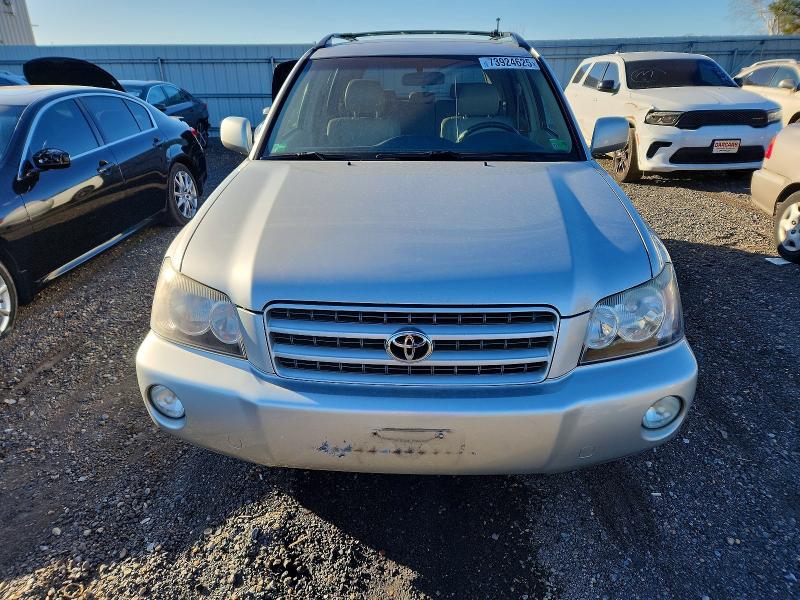 Photo 5 from auction – 2001 TOYOTA HIGHLANDER with VIN JTEHF21A010029967