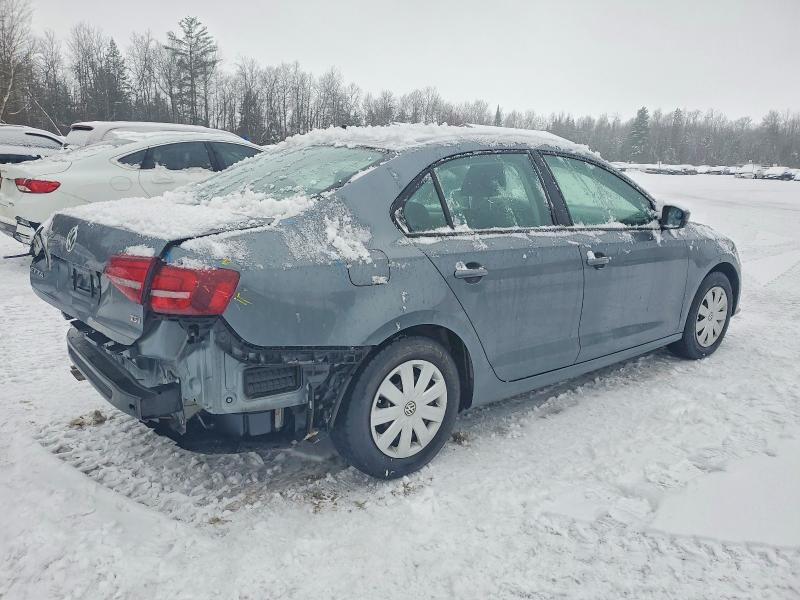 Photo 3 from auction – 2017 VOLKSWAGEN JETTA S with VIN 3VW2B7AJXHM341432