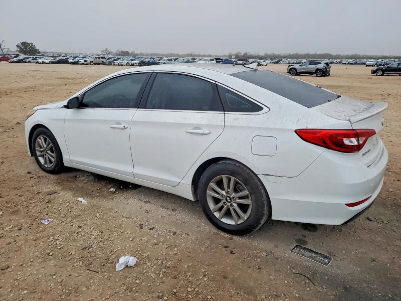Photo 2 from auction – 2016 HYUNDAI SONATA SE with VIN 5NPE24AF1GH357596