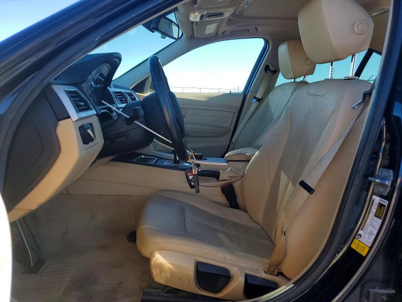 Photo 7 from auction – 2016 BMW 320 I with VIN WBA8A9C56GK617152