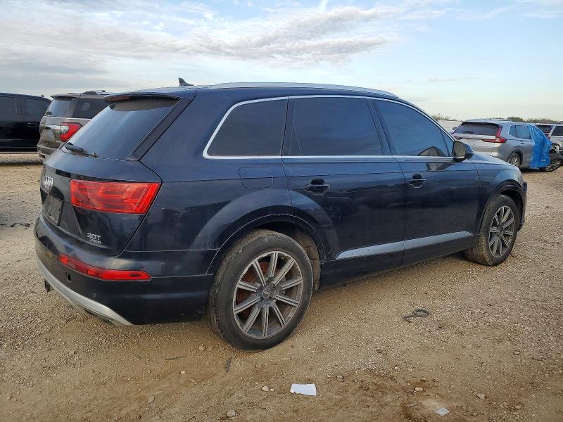Photo 3 from auction – 2017 AUDI Q7 PREMIUM with VIN WA1LAAF71HD026058