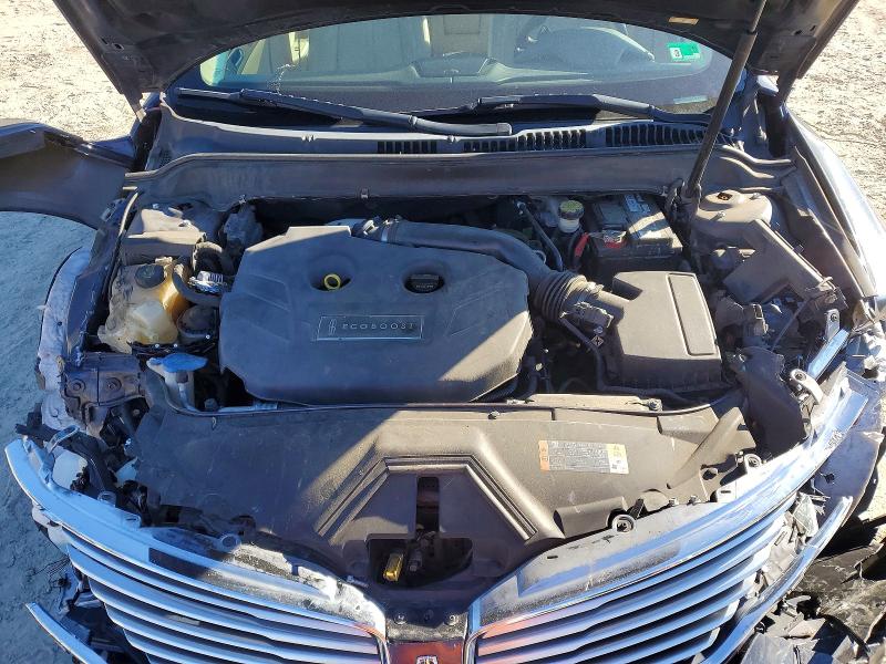 Photo 11 from auction – 2013 LINCOLN MKZ with VIN 3LN6L2G90DR827841