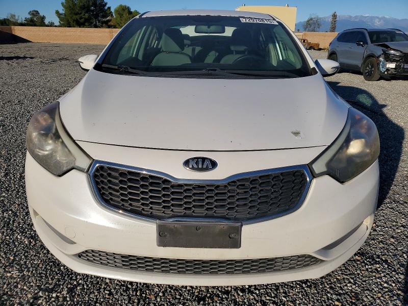 Photo 5 from auction – 2015 KIA FORTE with VIN KNAFX4A65F5327776