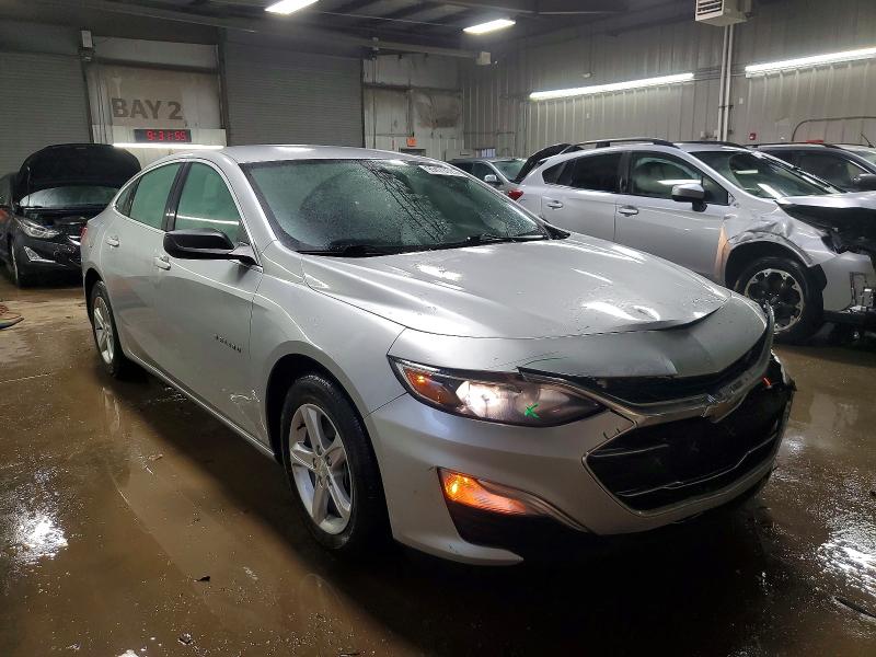 Photo 4 from auction – 2020 CHEVROLET MALIBU LS with VIN 1G1ZC5ST6LF045604