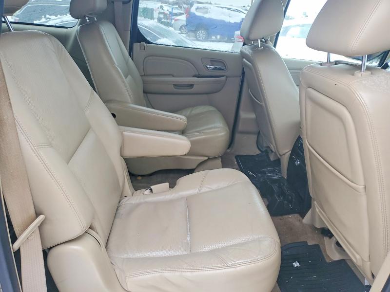 Photo 11 from auction – 2010 CADILLAC ESCALADE E with VIN 1GYUKJEF1AR246402
