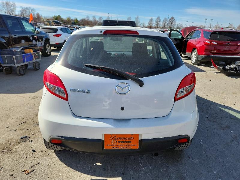 Photo 6 from auction – 2011 MAZDA MAZDA2 with VIN JM1DE1HY5B0129437