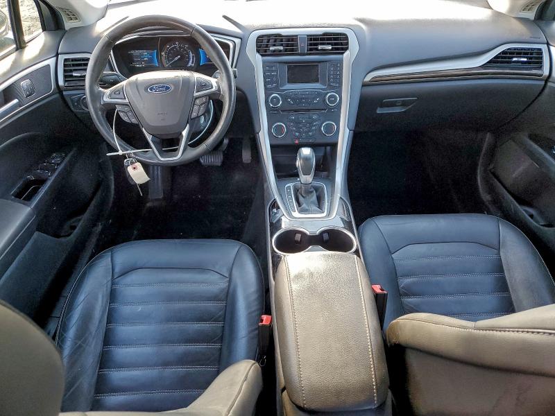 Photo 8 from auction – 2015 FORD FUSION SE with VIN 3FA6P0LU8FR210672