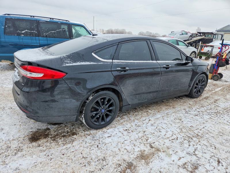 Photo 3 from auction – 2017 FORD FUSION with VIN 3FA6P0H73HR178428