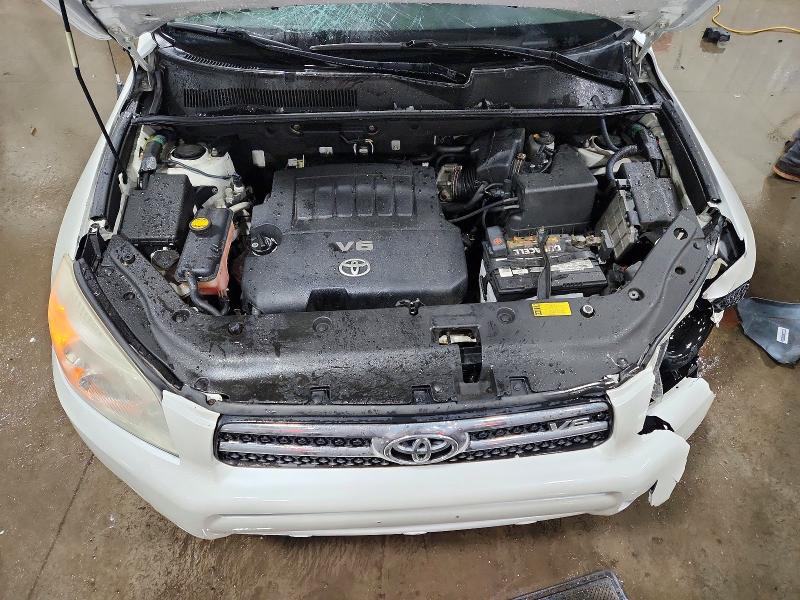 Photo 12 from auction – 2008 TOYOTA RAV4 LIMIT with VIN JTMBK31V385043602