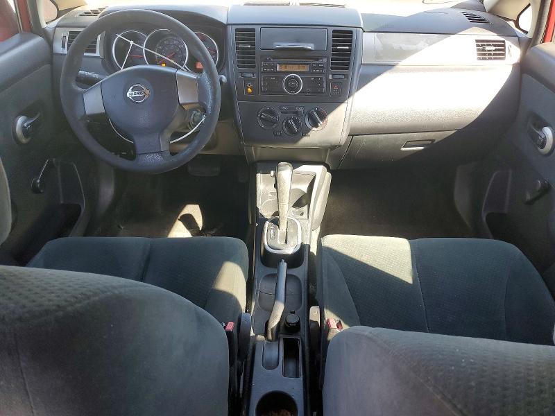 Photo 8 from auction – 2010 NISSAN VERSA with VIN 3N1BC1CP5AL449972