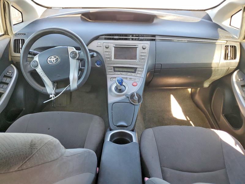 Photo 8 from auction – 2013 TOYOTA PRIUS with VIN JTDKN3DU0D5565124