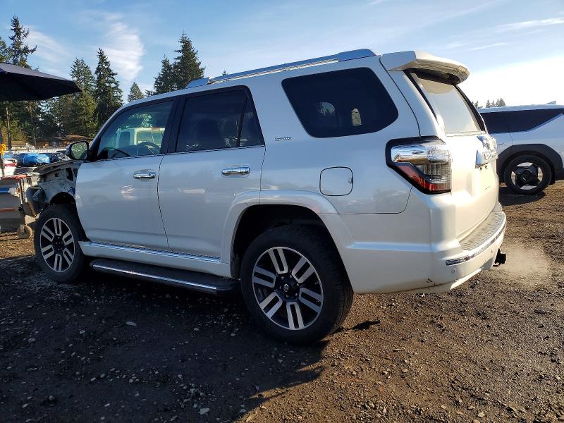 Photo 2 from auction – 2015 TOYOTA 4RUNNER SR with VIN JTEBU5JR3F5251772