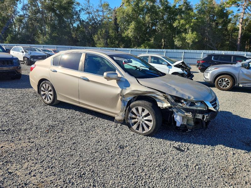 Photo 4 from auction – 2014 HONDA ACCORD with VIN 1HGCR2F86EA147969