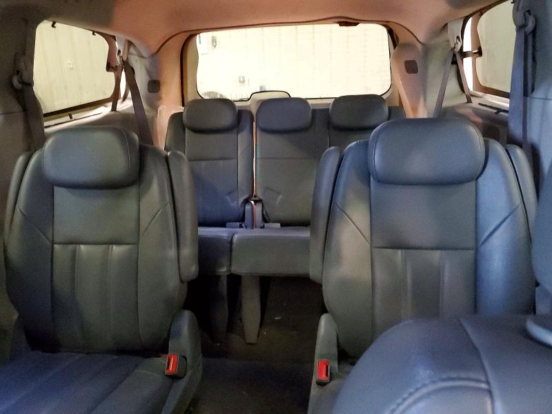 Photo 10 from auction – 2008 CHRYSLER TOWN & COU with VIN 2A8HR54P18R837900