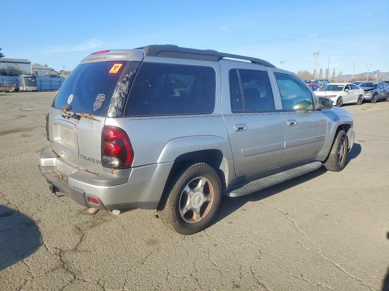 Photo 3 from auction – 2004 CHEVROLET TRAILBLAZER with VIN 1GNET16S646219471