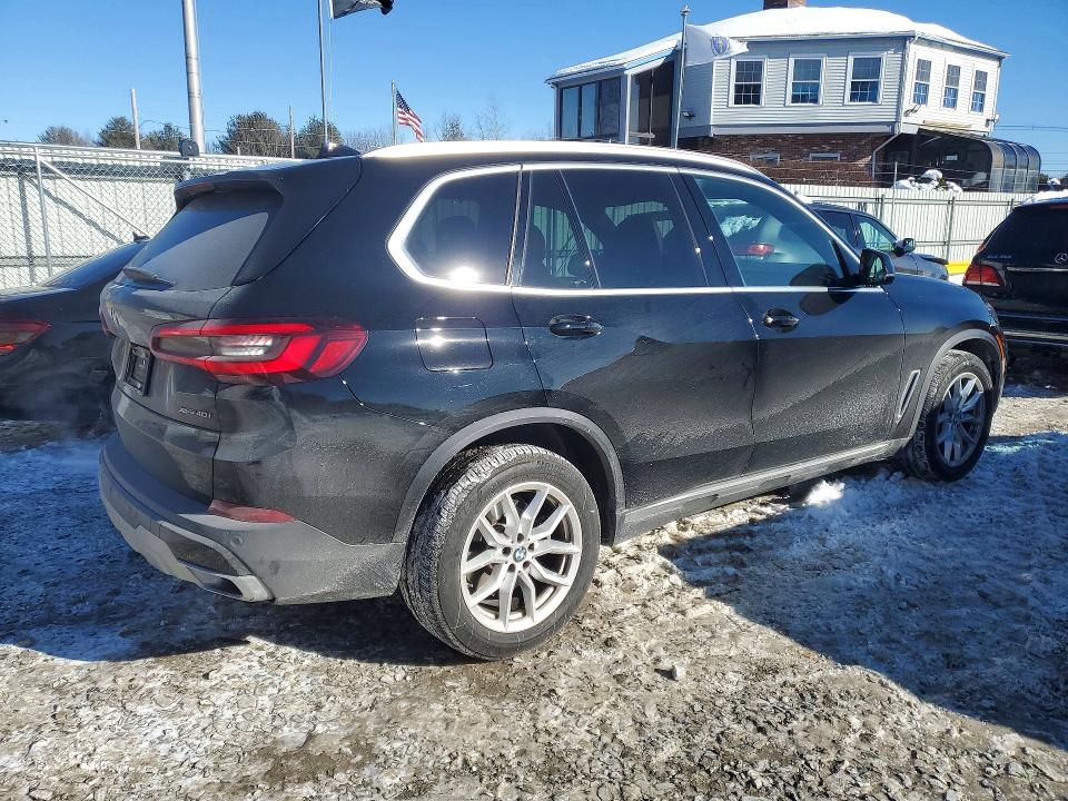 Photo 3 from auction – 2023 BMW X5 XDRIVE4 with VIN 5UXCR6C08P9P67570