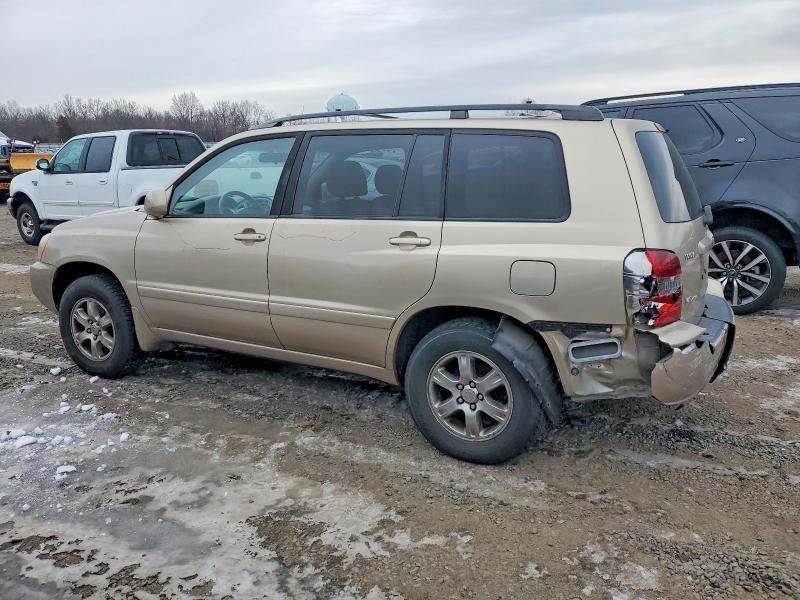Photo 2 from auction – 2004 TOYOTA HIGHLANDER with VIN JTEEP21A040022019
