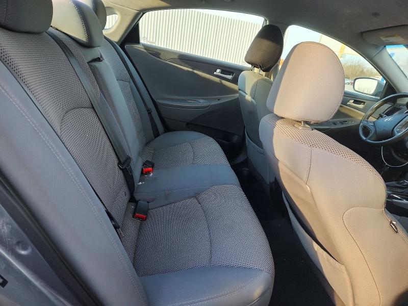 Photo 10 from auction – 2014 HYUNDAI SONATA GLS with VIN 5NPEB4AC1EH887246