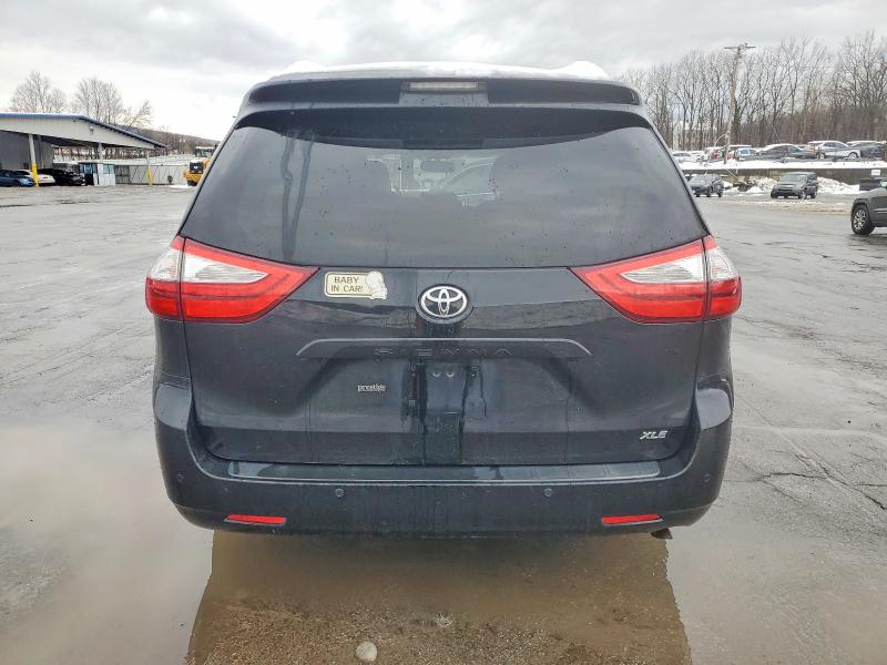 Photo 6 from auction – 2015 TOYOTA SIENNA with VIN 5TDYK3DC1FS672397