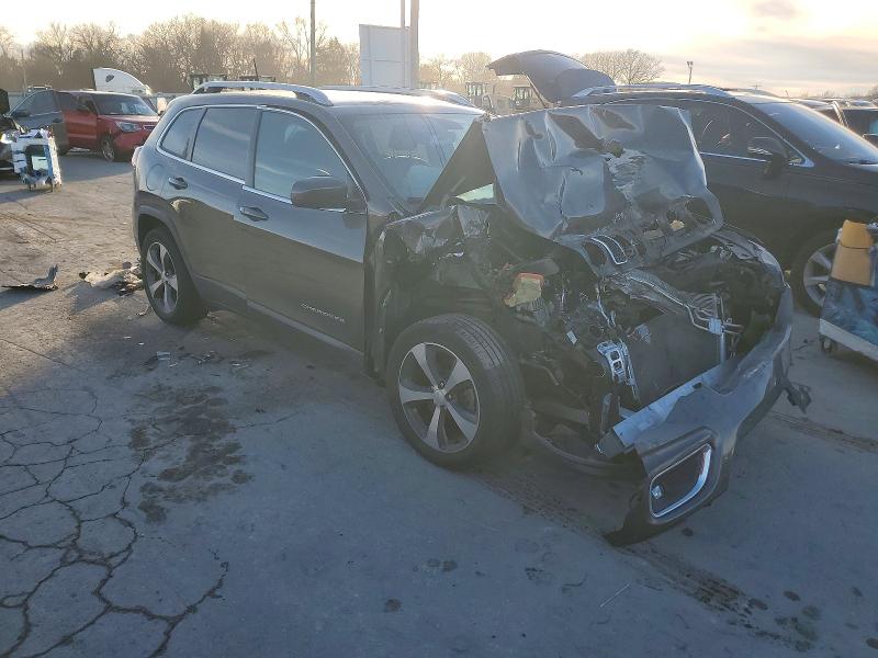 Photo 4 from auction – 2019 JEEP CHEROKEE L with VIN 1C4PJLDB7KD340055