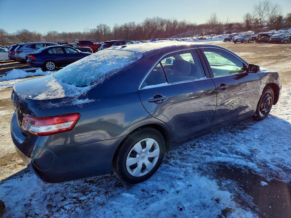 صورة رقم 3 من المزاد - 2011 TOYOTA CAMRY BASE مع VIN 4T1BF3EK2BU221304