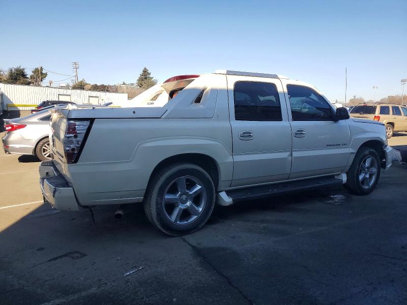 Photo 3 from auction – 2003 CADILLAC ESCALADE E with VIN 3GYEK63N43G305439