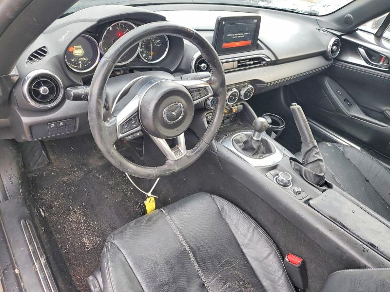 Photo 8 from auction – 2021 MAZDA MX-5 MIATA with VIN JM1NDAM74M0453275