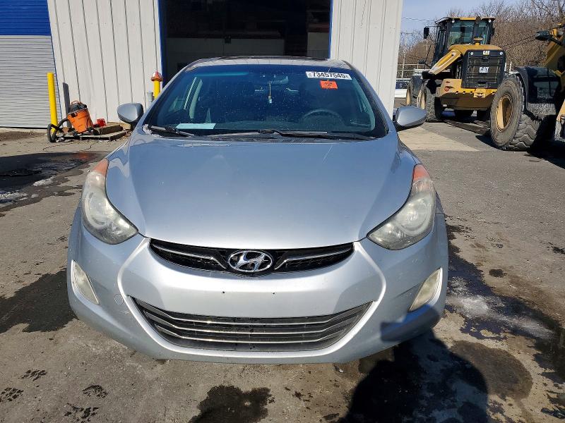 Photo 5 from auction – 2012 HYUNDAI ELANTRA GL with VIN 5NPDH4AE3CH110768