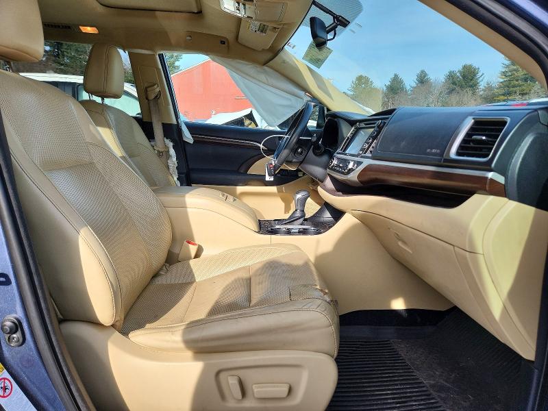 Photo 7 from auction – 2014 TOYOTA HIGHLANDER with VIN 5TDDKRFH0ES036871