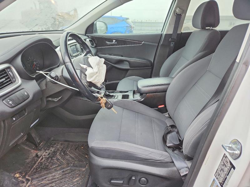 Photo 7 from auction – 2016 KIA SORENTO LX with VIN 5XYPGDA38GG060526