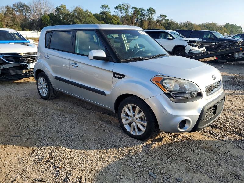 Photo 4 from auction – 2013 KIA SOUL with VIN KNDJT2A58D7766833