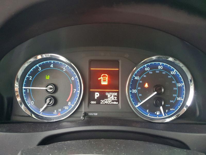 Photo 9 from auction – 2018 TOYOTA COROLLA with VIN 5YFBURHE8JP829407