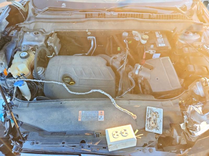 Photo 11 from auction – 2014 FORD FUSION SE with VIN 3FA6P0HDXER153835
