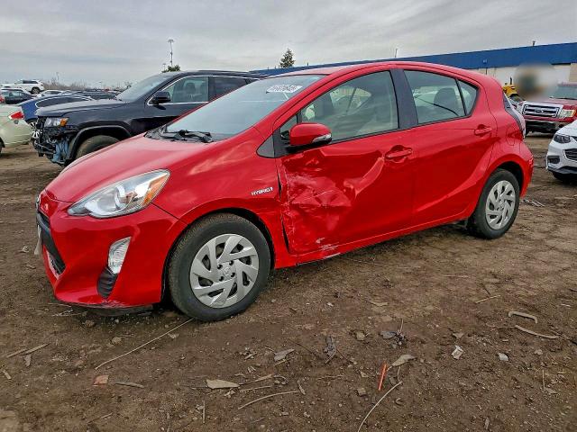 TOYOTA PRIUS C 2016 with VIN JTDKDTB39G1138985 - Photo from auction