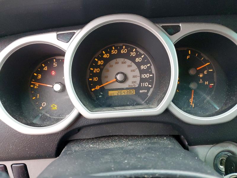 Photo 9 from auction – 2005 TOYOTA 4RUNNER SR with VIN JTEBT14R850051845